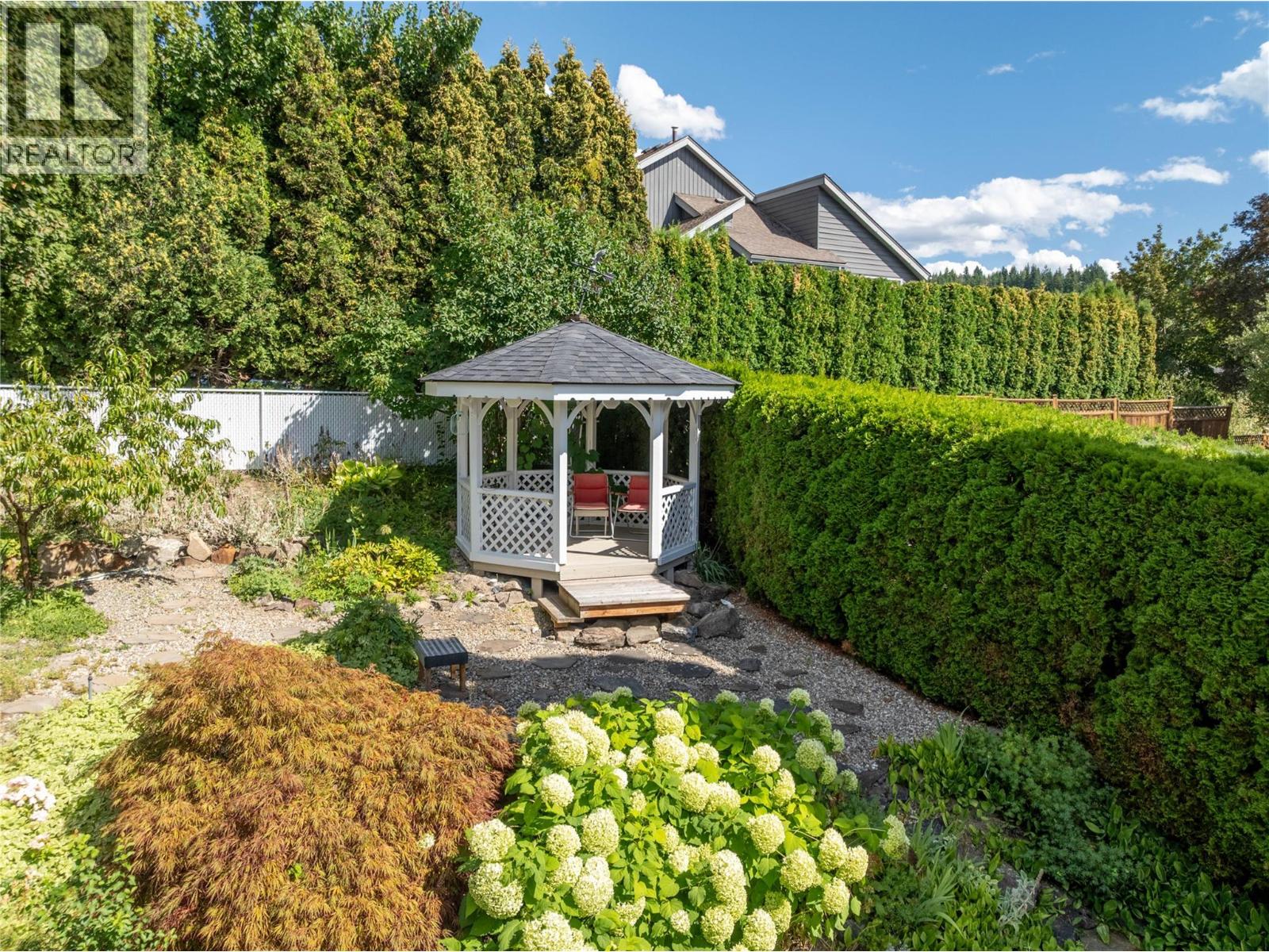 5231 11 Street NE, Salmon Arm