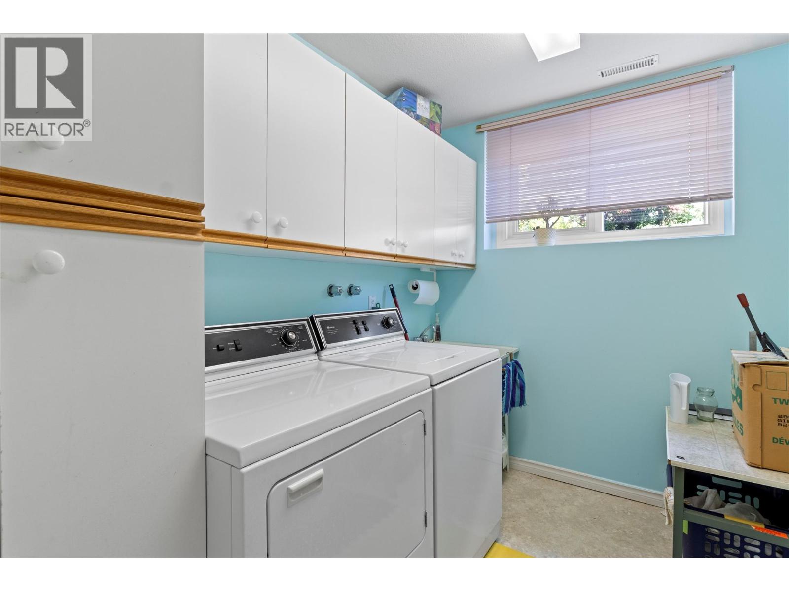 5231 11 Street NE, Salmon Arm