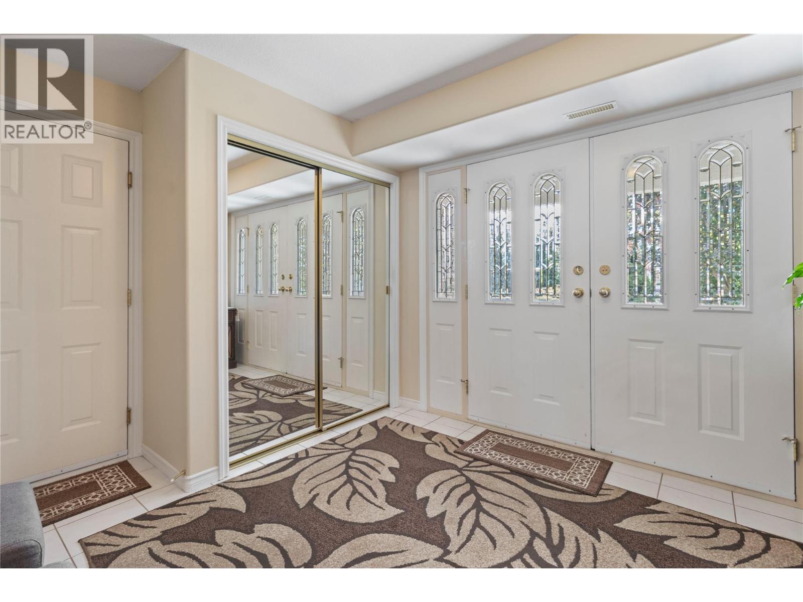 5231 11 Street NE, Salmon Arm