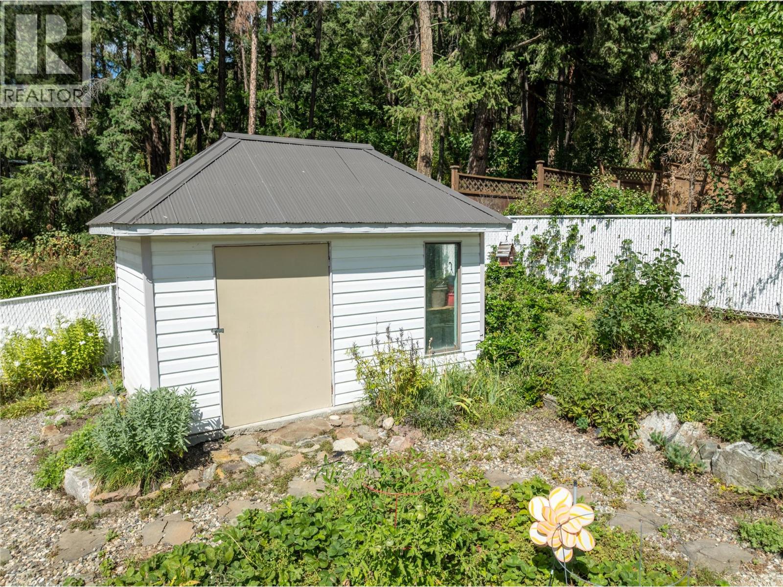 5231 11 Street NE, Salmon Arm