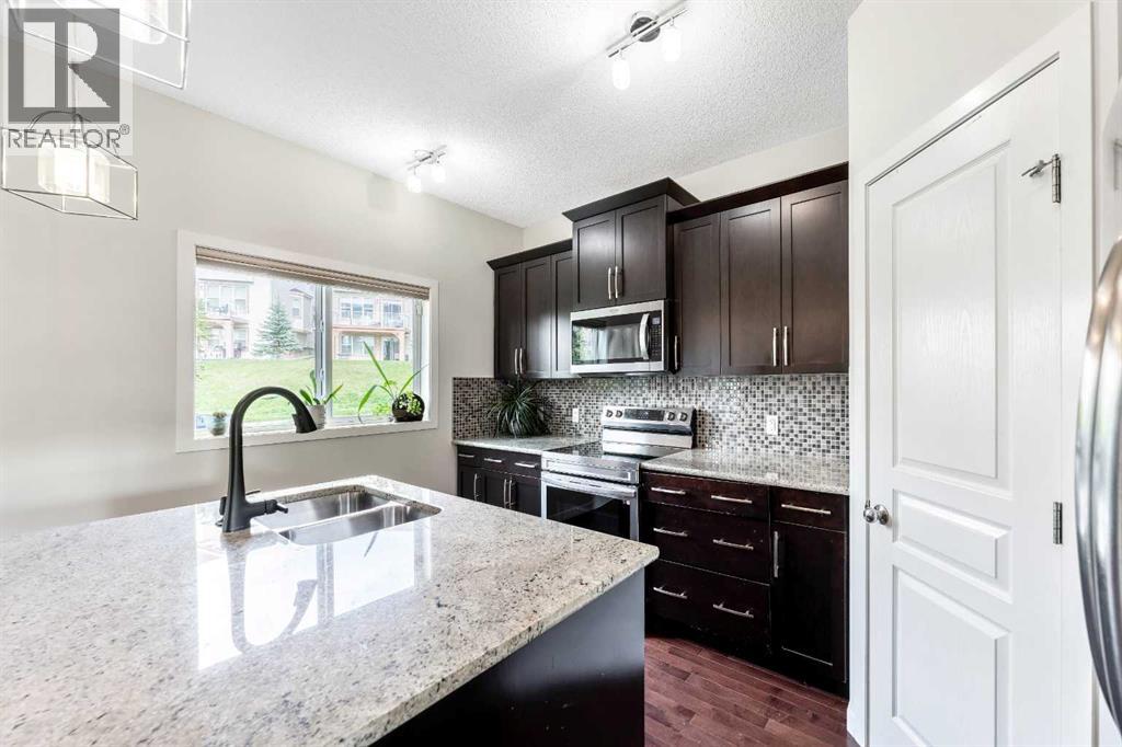 160 Sunset Point, Cochrane