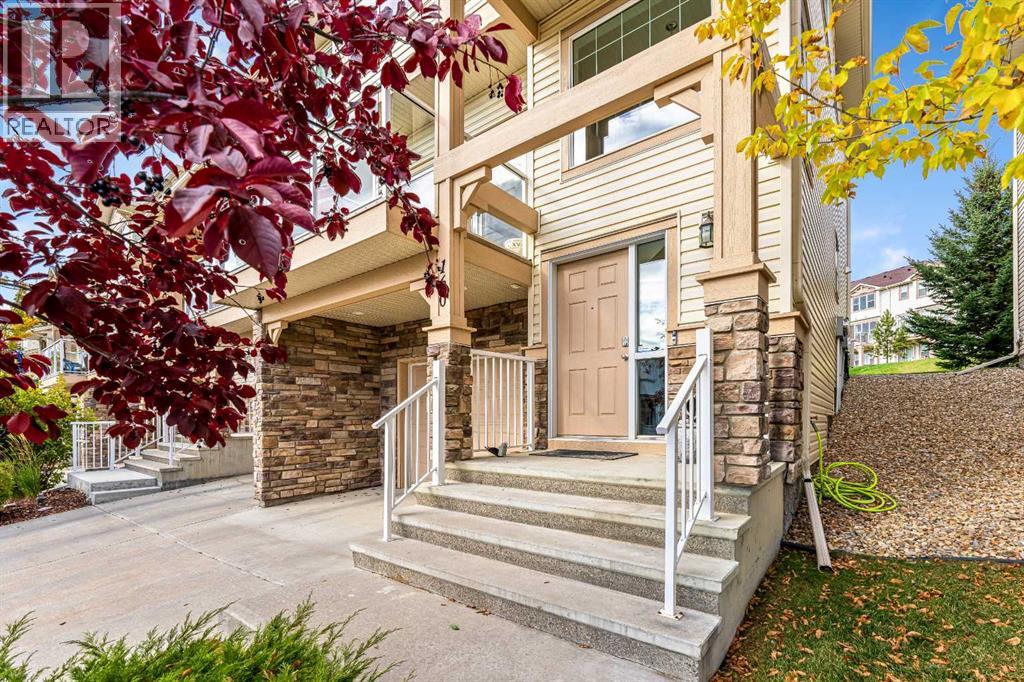 160 Sunset Point, Cochrane