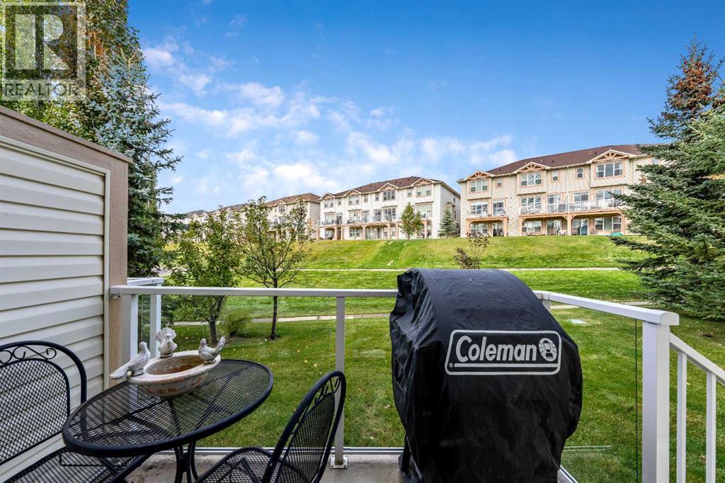 160 Sunset Point, Cochrane