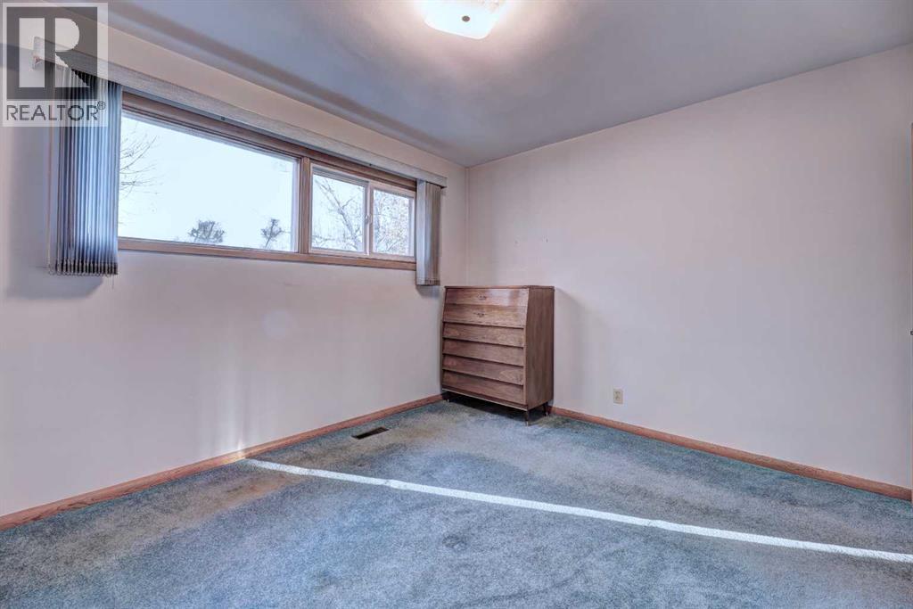 Single Family House Bungalow for Sale in  Rosery Drive NW Rosemont Calgary 