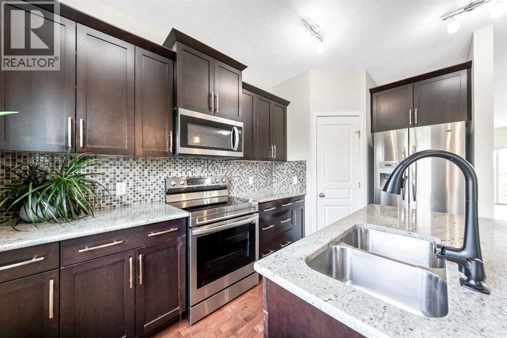 160 Sunset Point, Cochrane