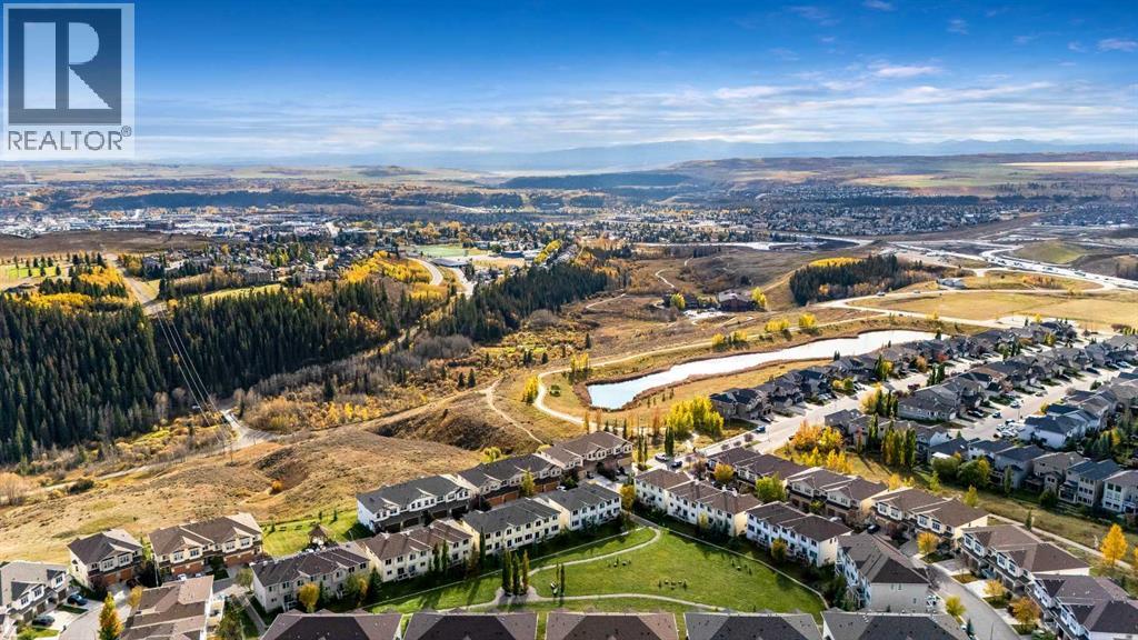 160 Sunset Point, Cochrane