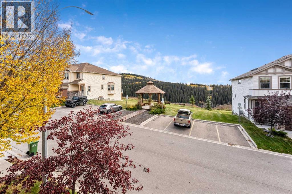 160 Sunset Point, Cochrane