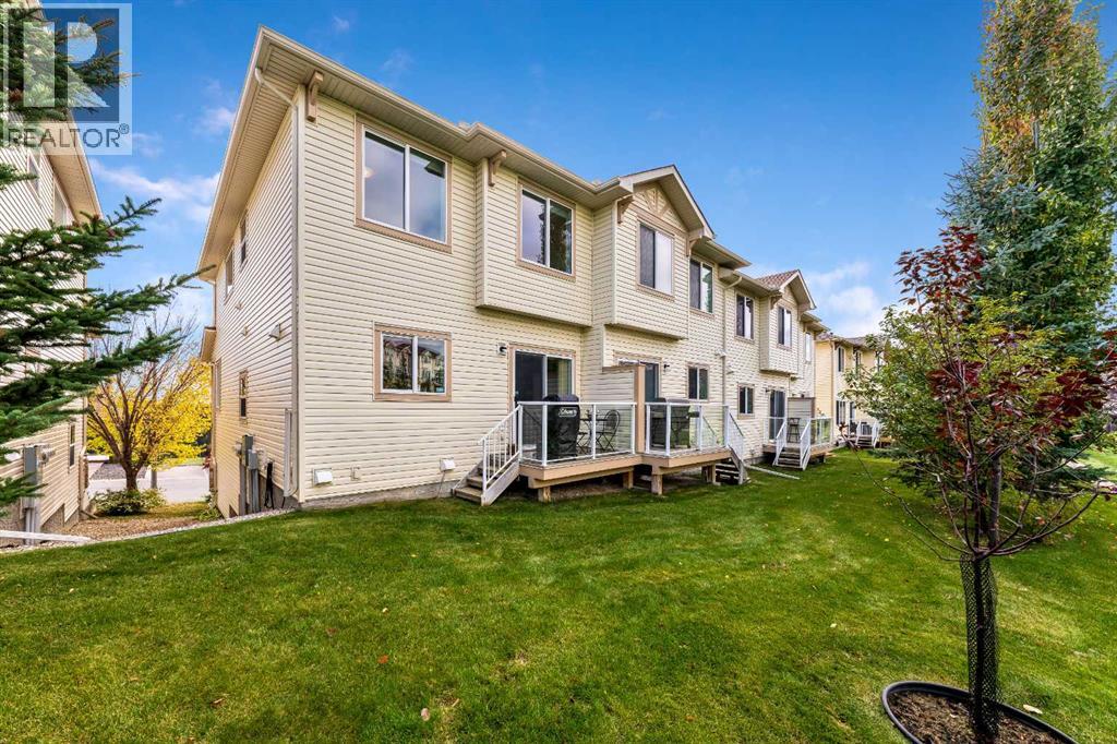 160 Sunset Point, Cochrane