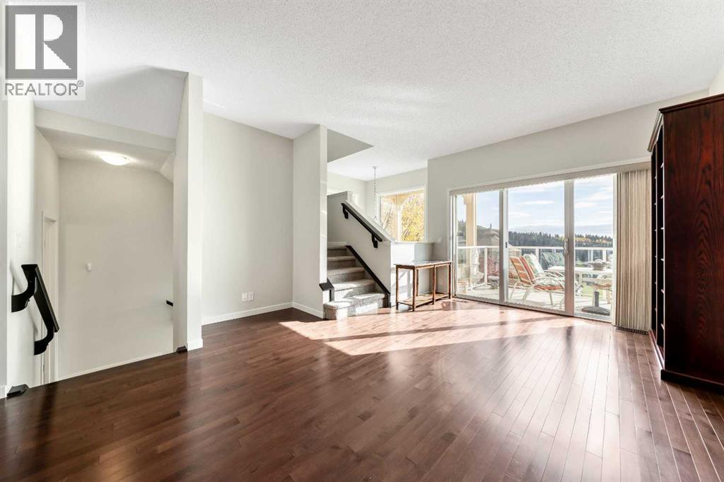 160 Sunset Point, Cochrane