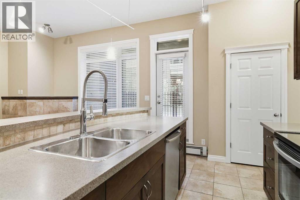 Single Family House for Sale in   Hemlock Crescent SW Spruce Cliff Calgary 