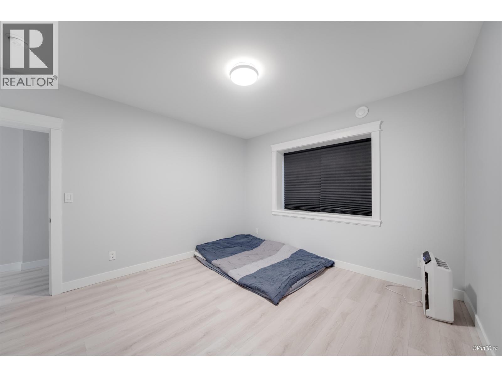 656 BLUE MOUNTAIN STREET, Coquitlam