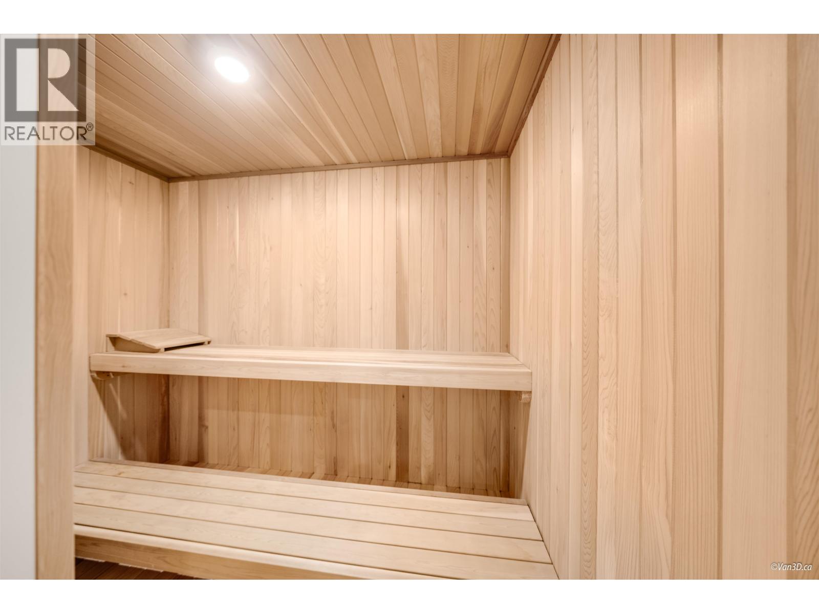 656 BLUE MOUNTAIN STREET, Coquitlam