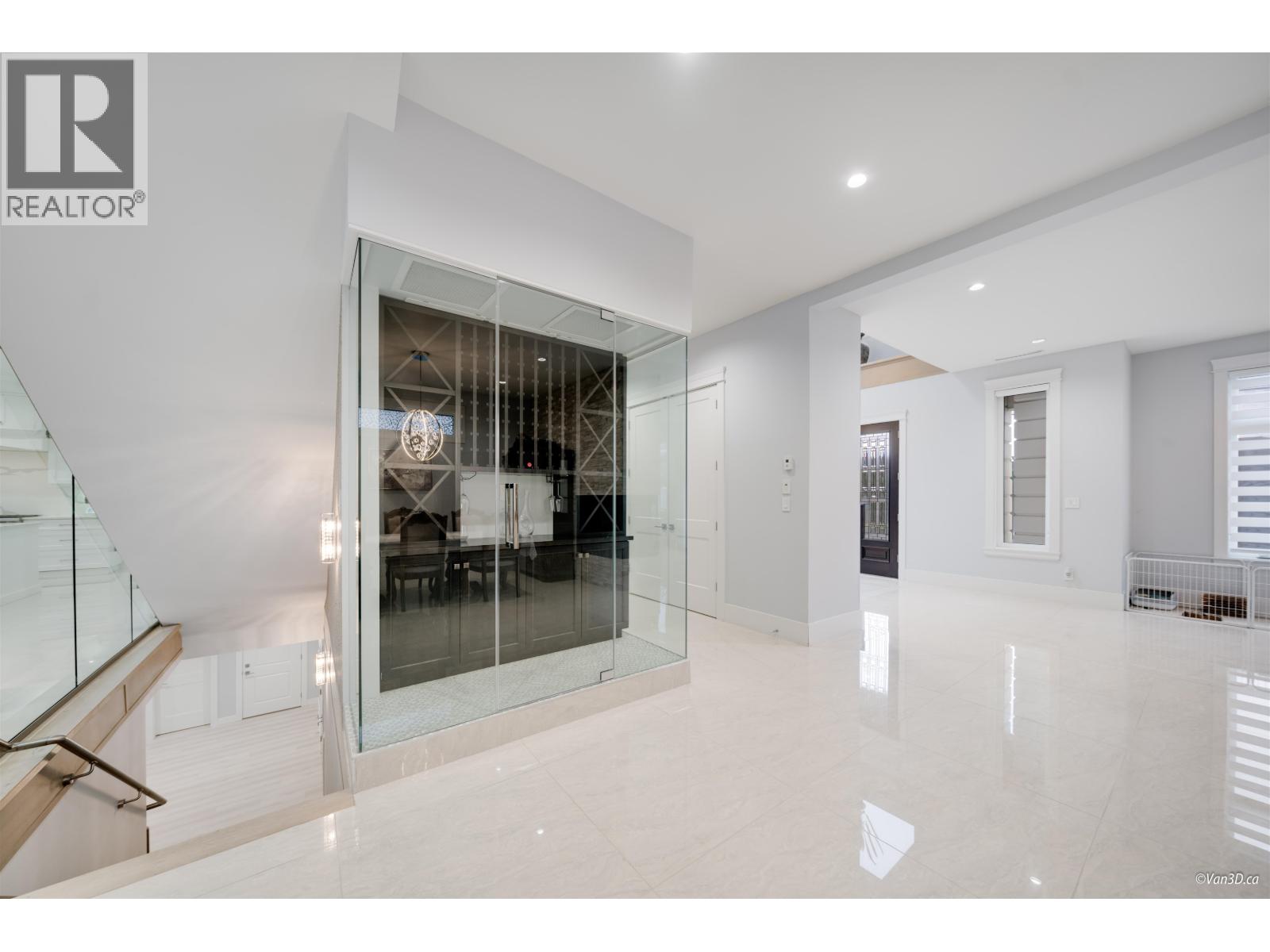 656 BLUE MOUNTAIN STREET, Coquitlam