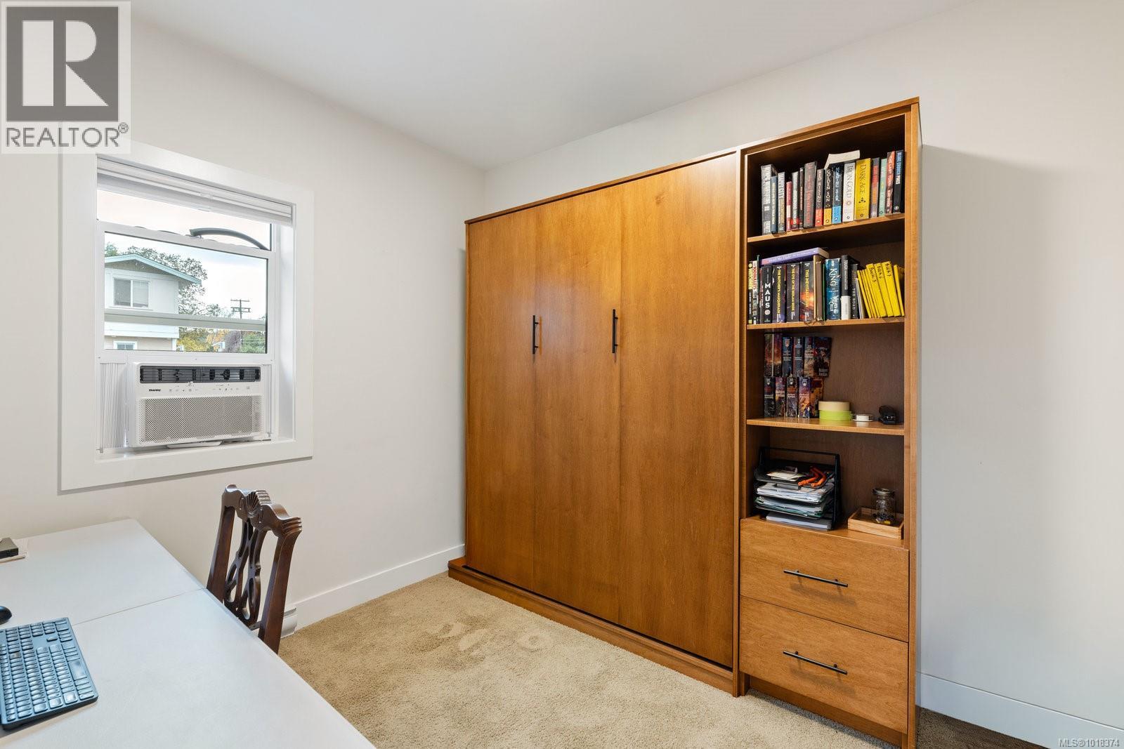 6 937 Colville Rd, Esquimalt