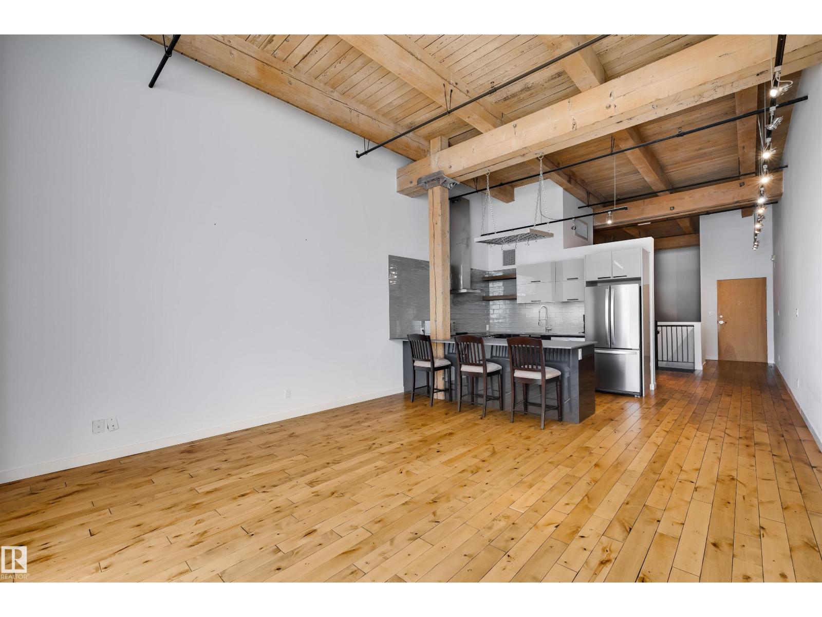 #104 10309 107 ST NW, Edmonton