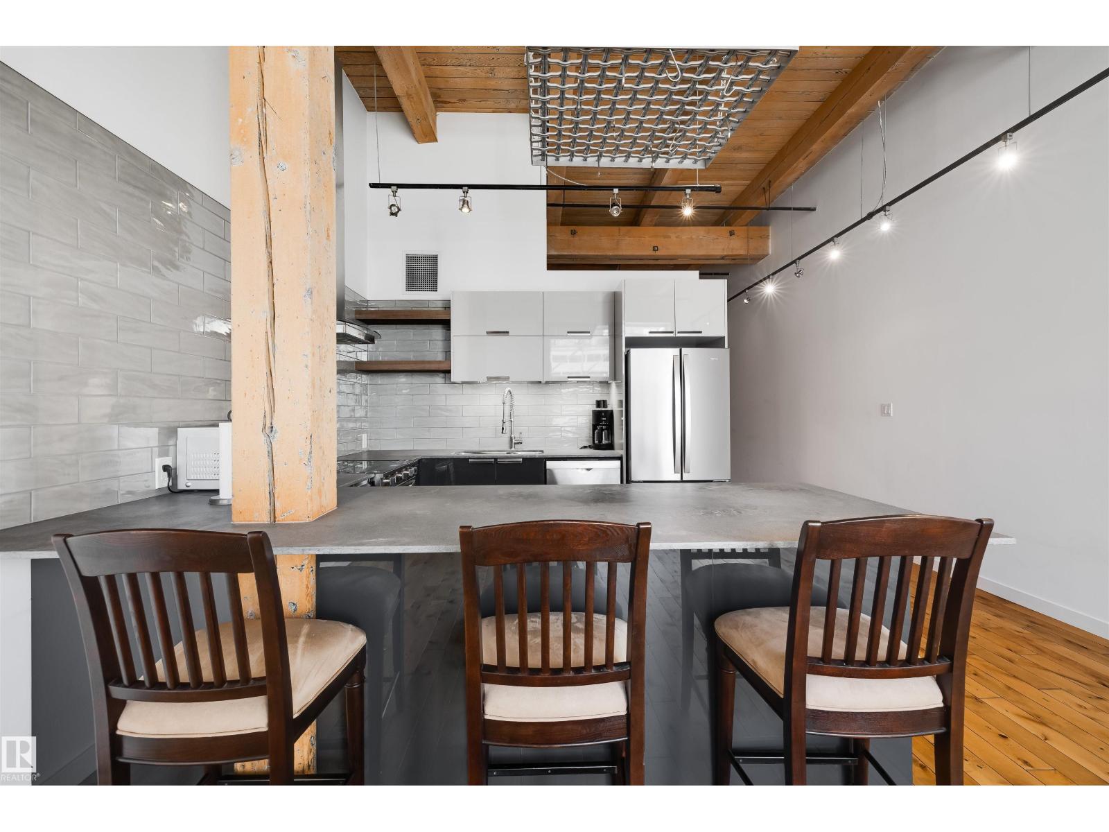 #104 10309 107 ST NW, Edmonton