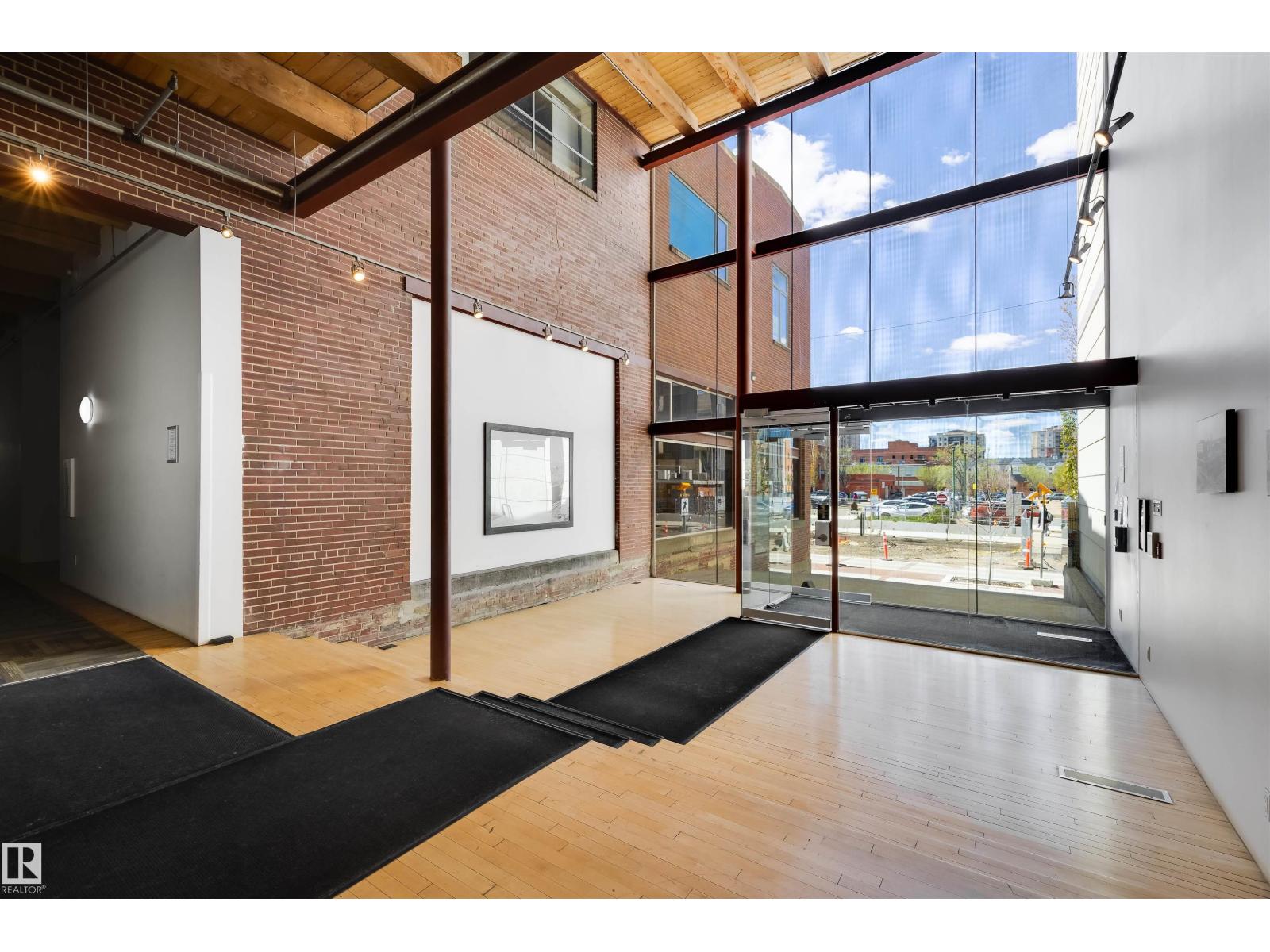 #104 10309 107 ST NW, Edmonton