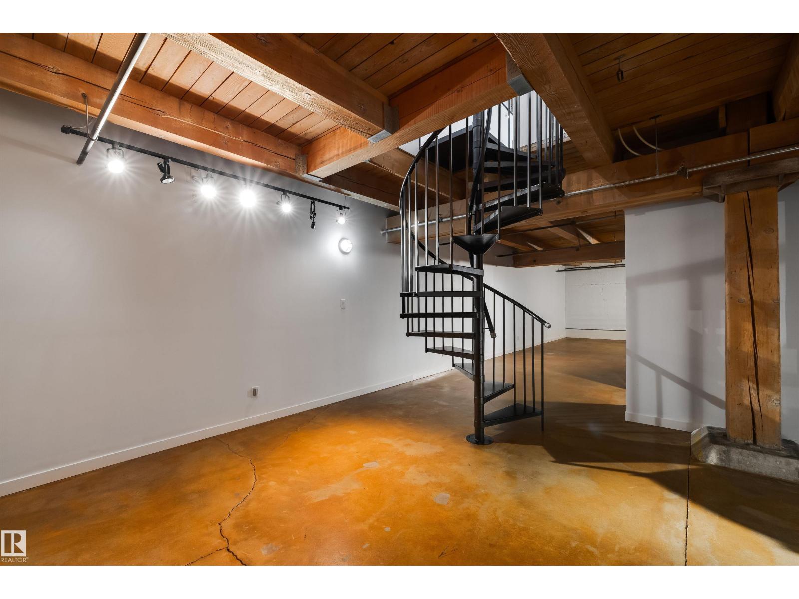 #104 10309 107 ST NW, Edmonton