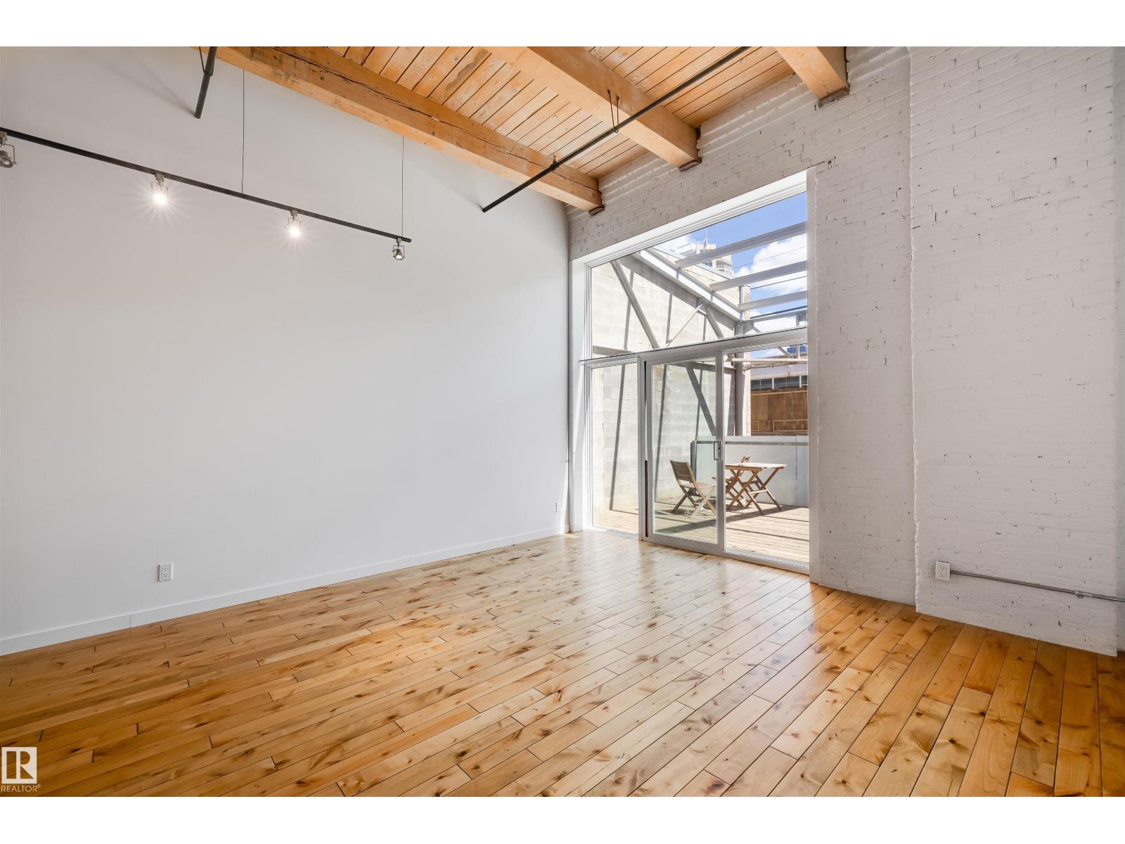 #104 10309 107 ST NW, Edmonton