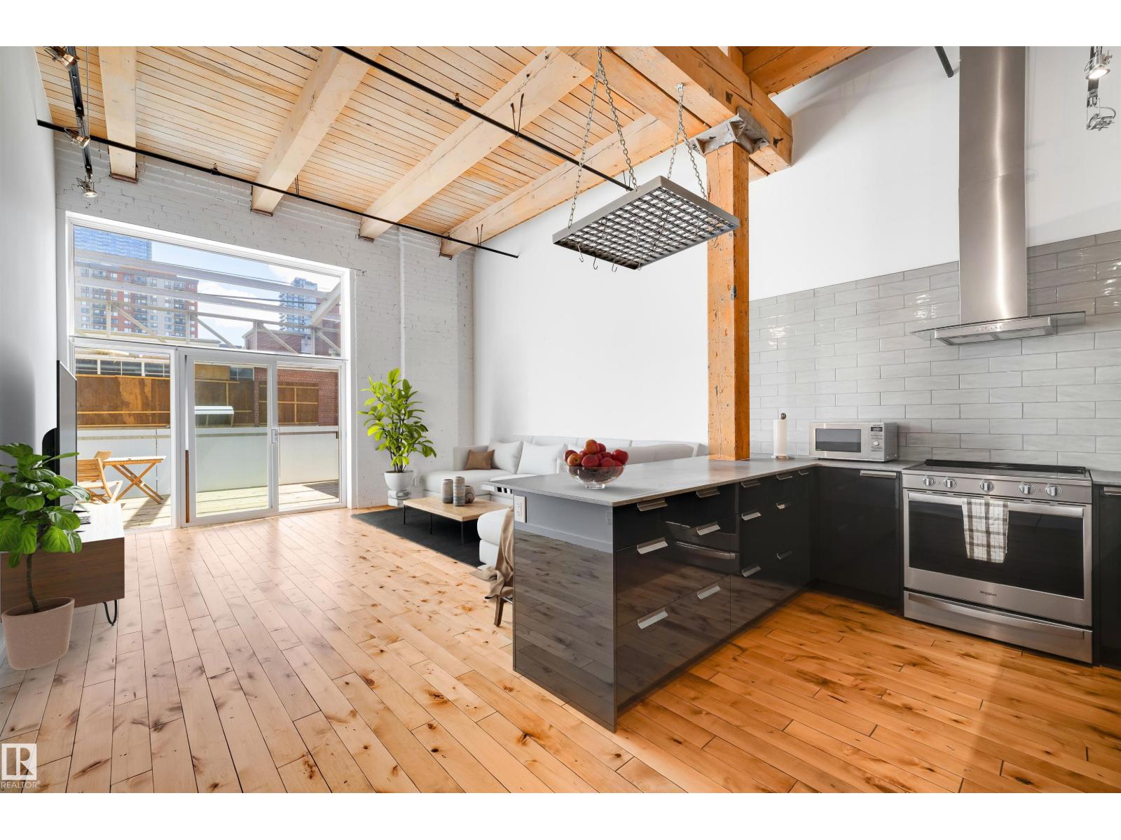 #104 10309 107 ST NW, Edmonton