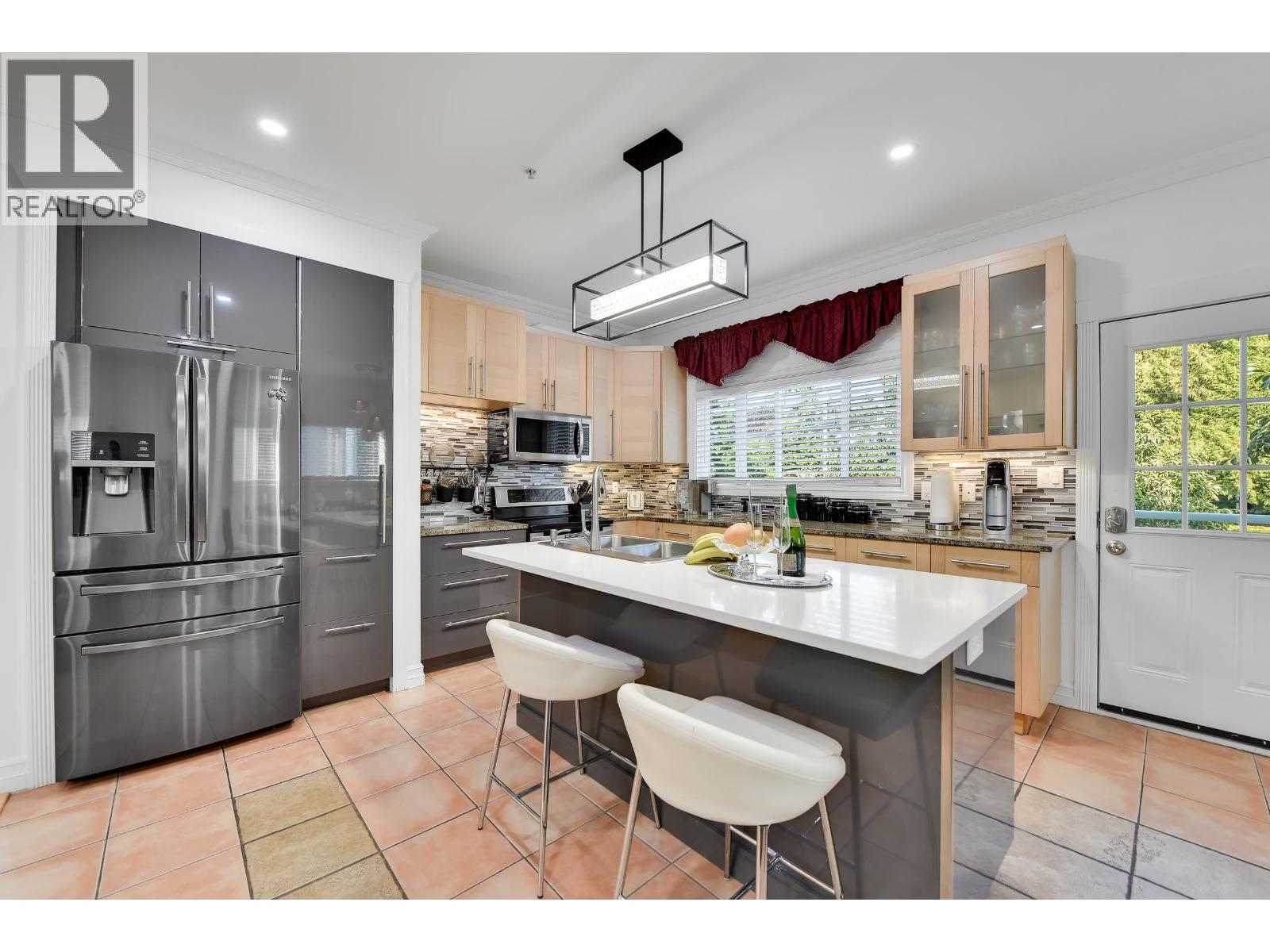 1991 SHAUGHNESSY STREET, Port Coquitlam