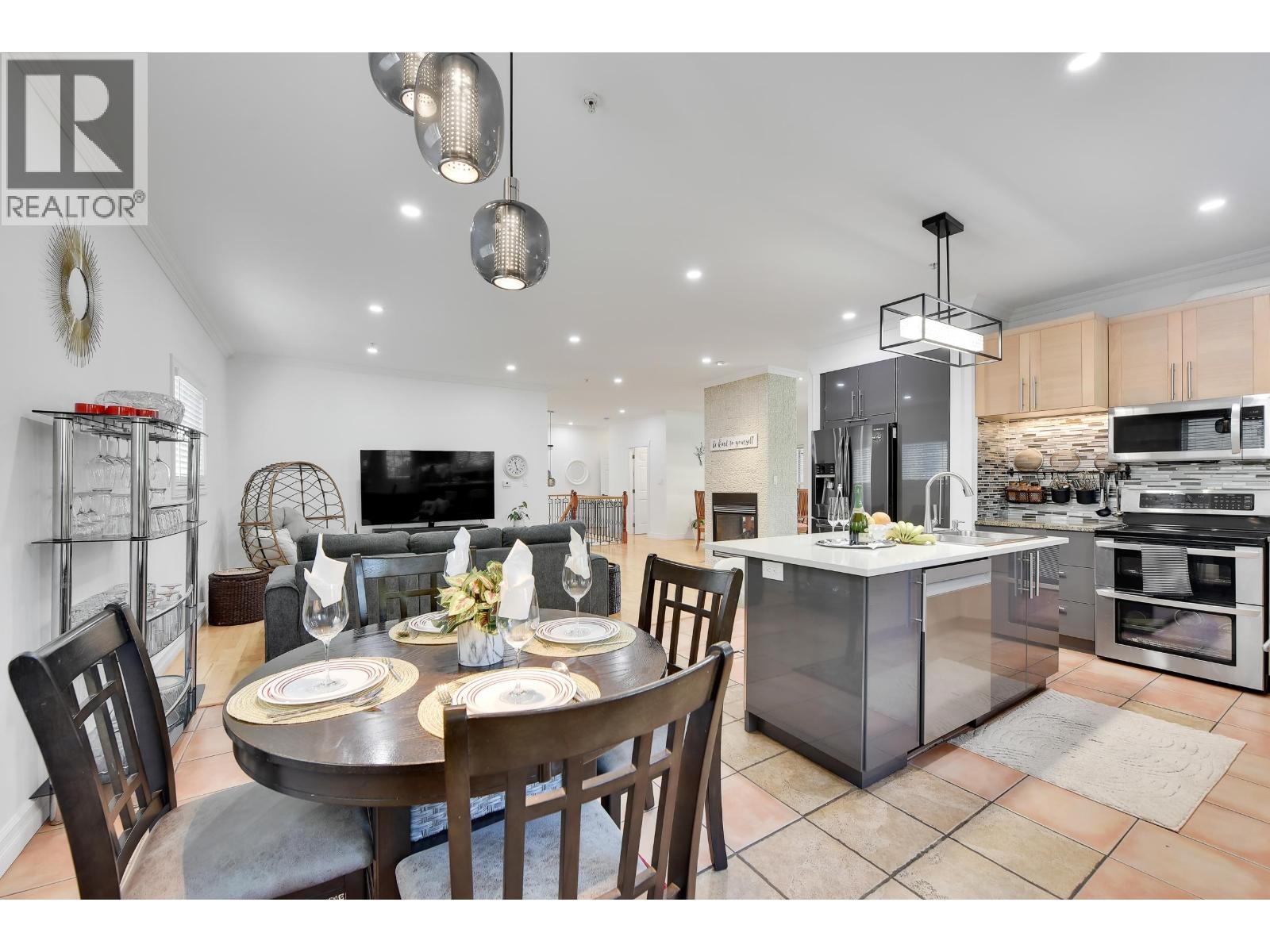 1991 SHAUGHNESSY STREET, Port Coquitlam