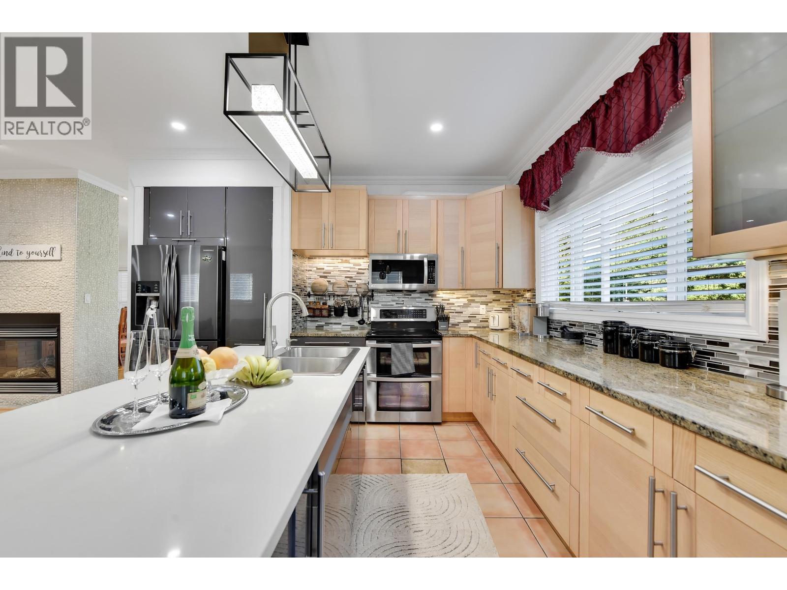 1991 SHAUGHNESSY STREET, Port Coquitlam