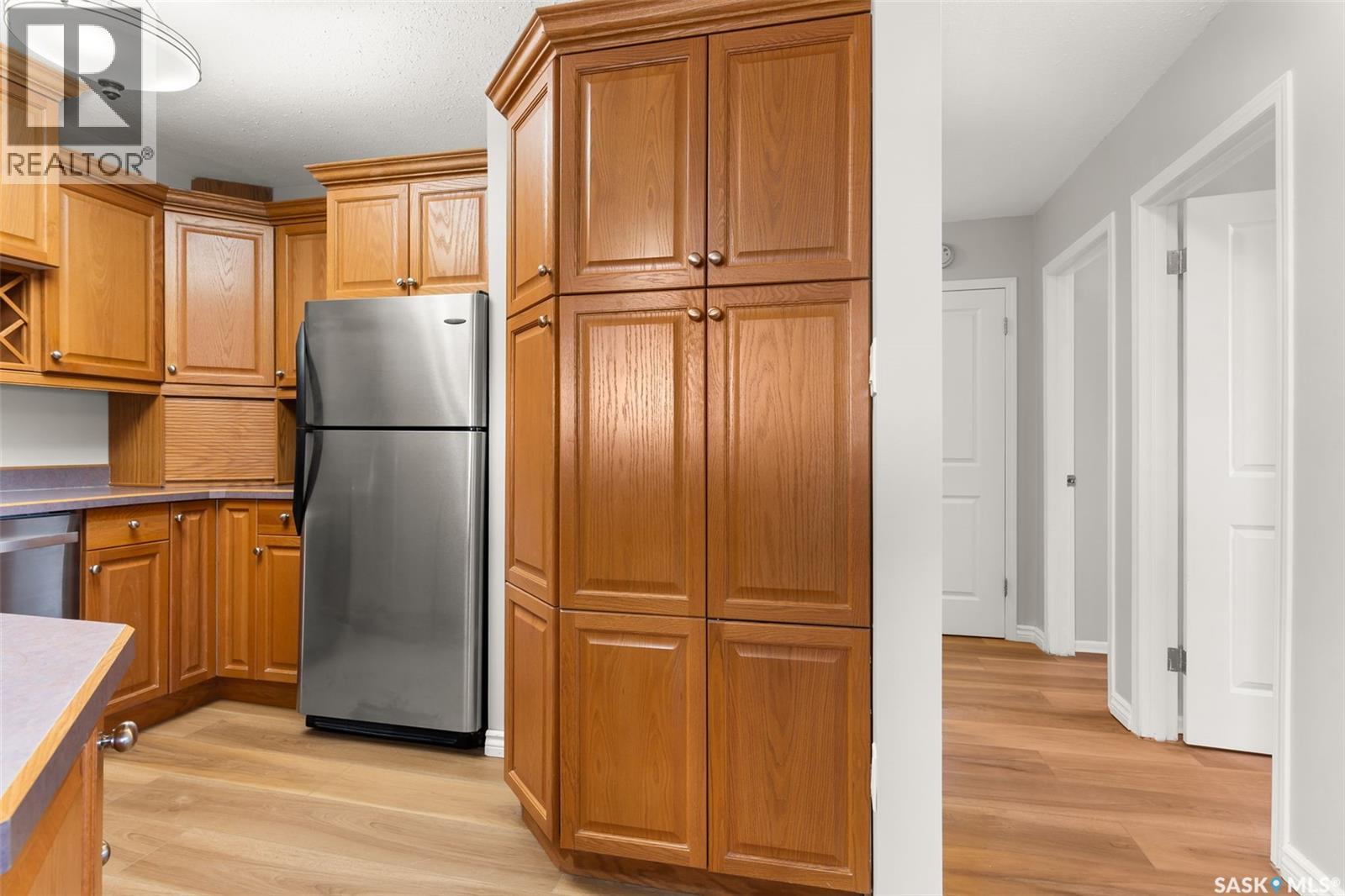 Single Family House Low rise for Sale in   Rae STREET Regina 