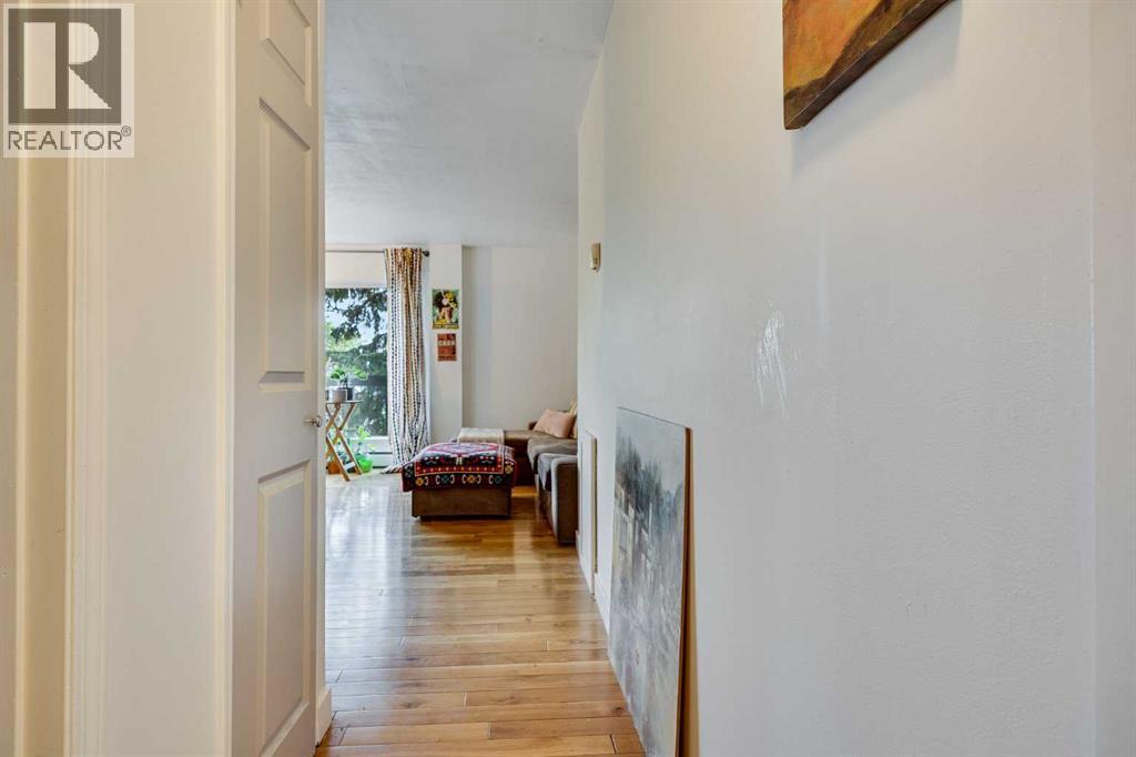 302, 836 4 Avenue NW, Calgary, Alberta