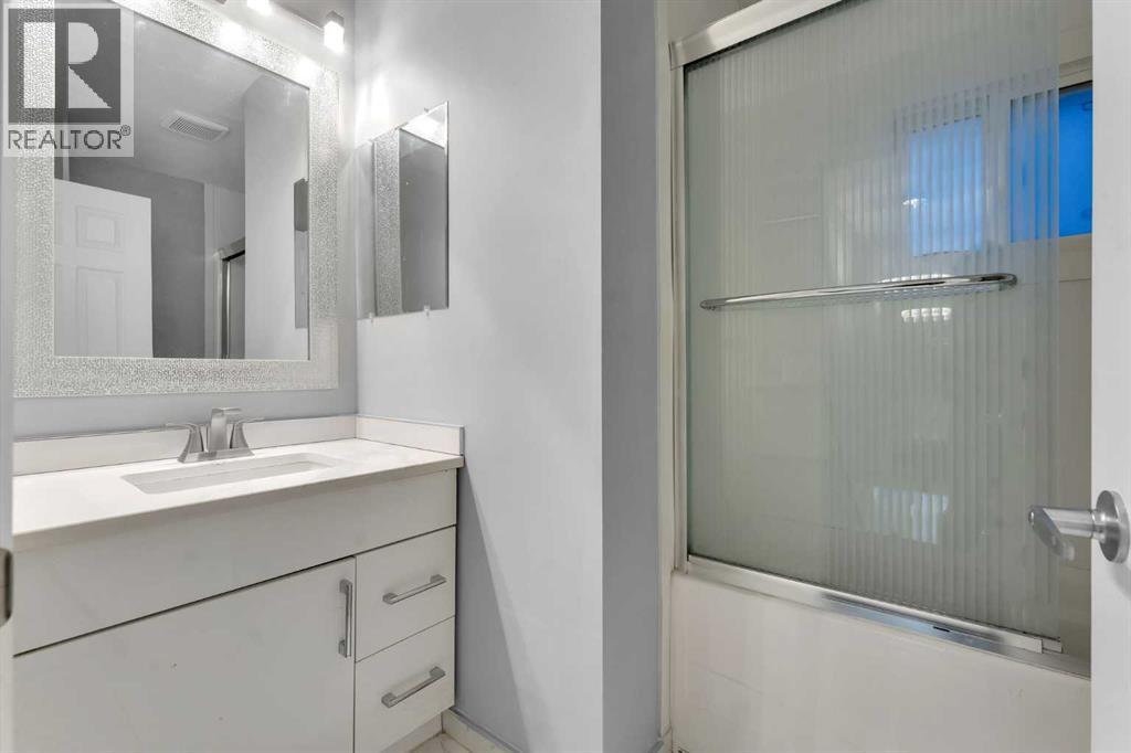 Single Family House for Sale in  Rundlecairn Road NE Rundle Calgary 