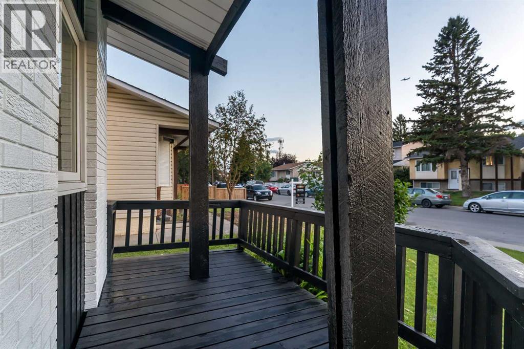 Single Family House for Sale in  Rundlecairn Road NE Rundle Calgary 