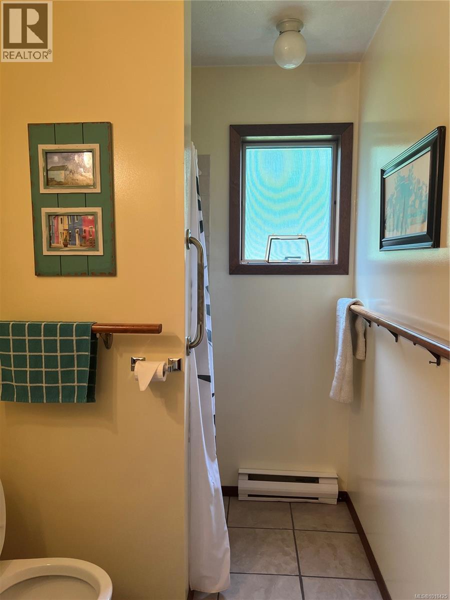 514 Cedar Cres, Gold River