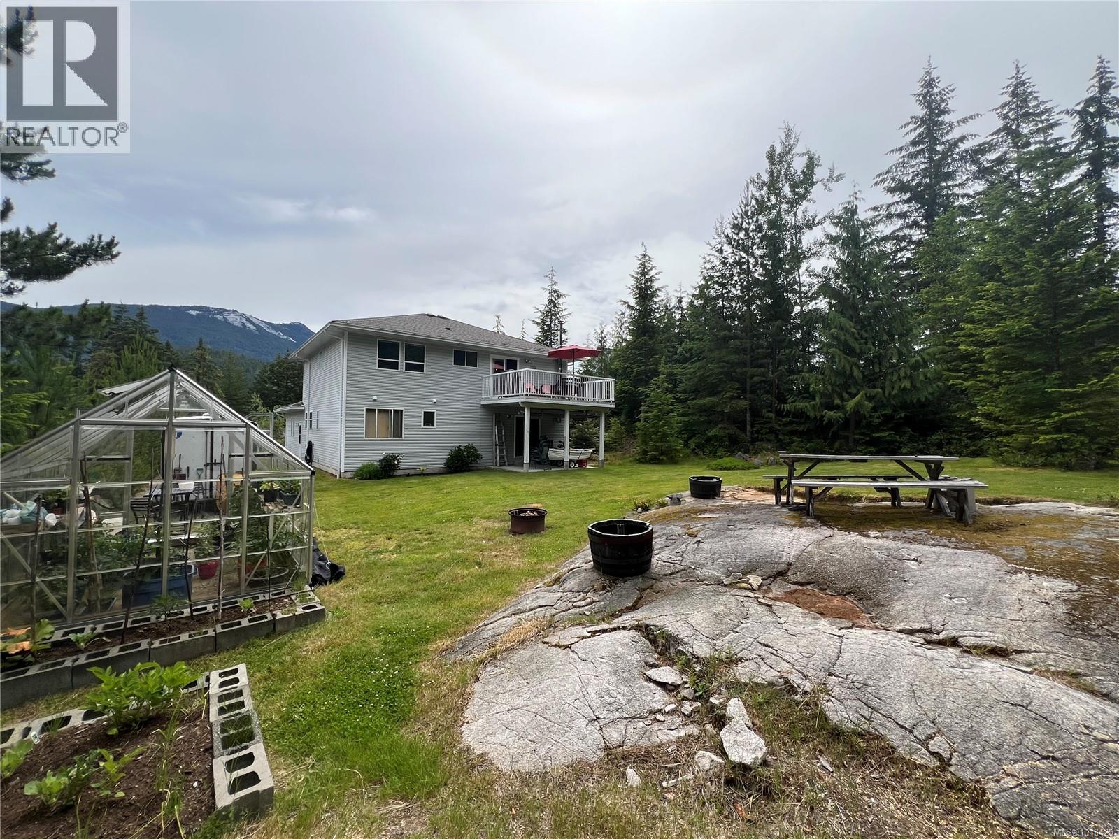 514 Cedar Cres, Gold River