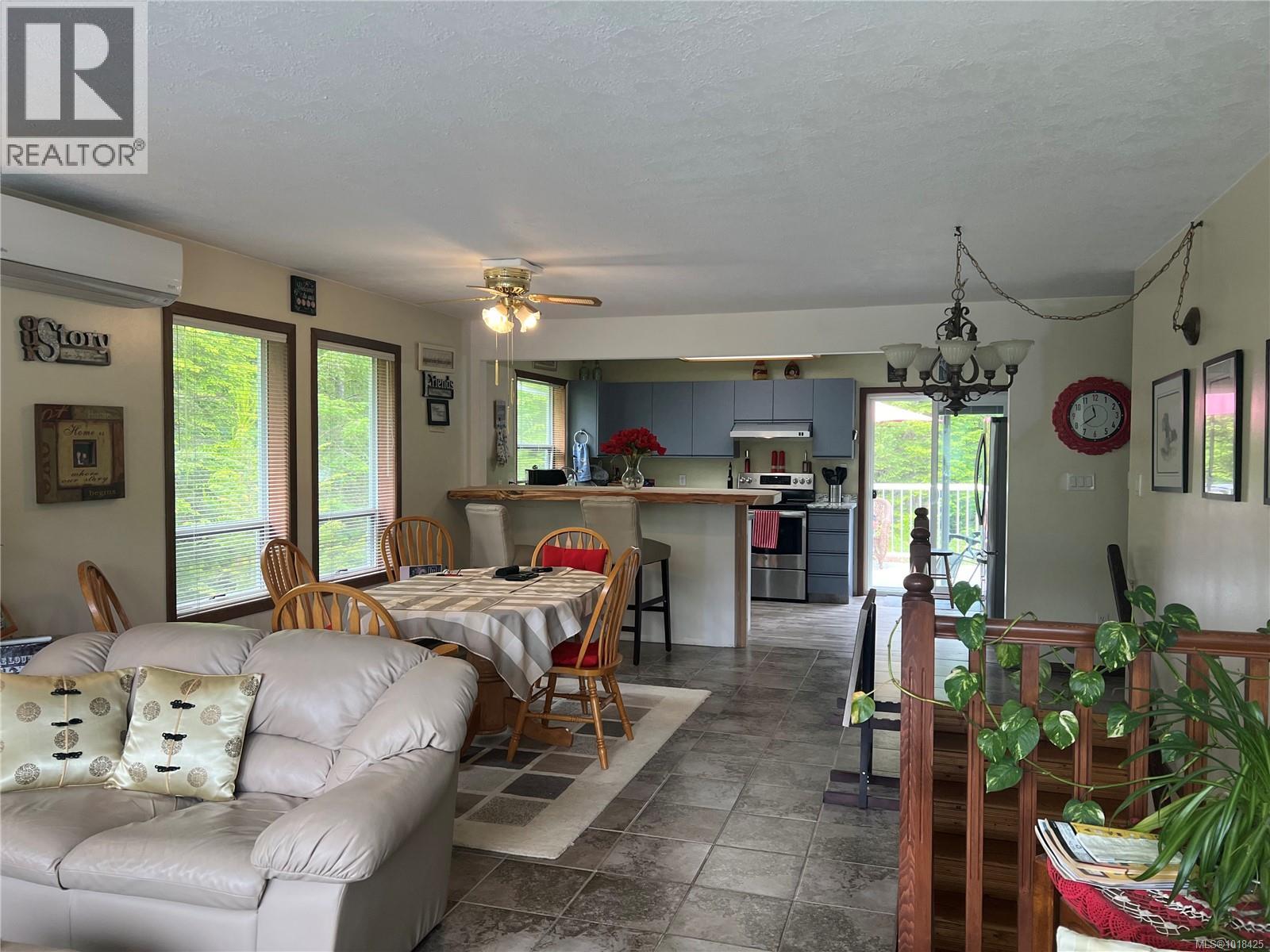 514 Cedar Cres, Gold River