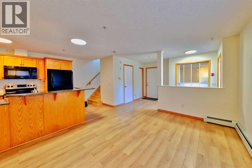 Single Family House for Sale in  Centre A Street NE Crescent Heights Calgary 