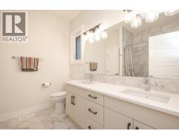 2118 Ryegrass Road, Kelowna, BC V1Y0A2 Photo 24