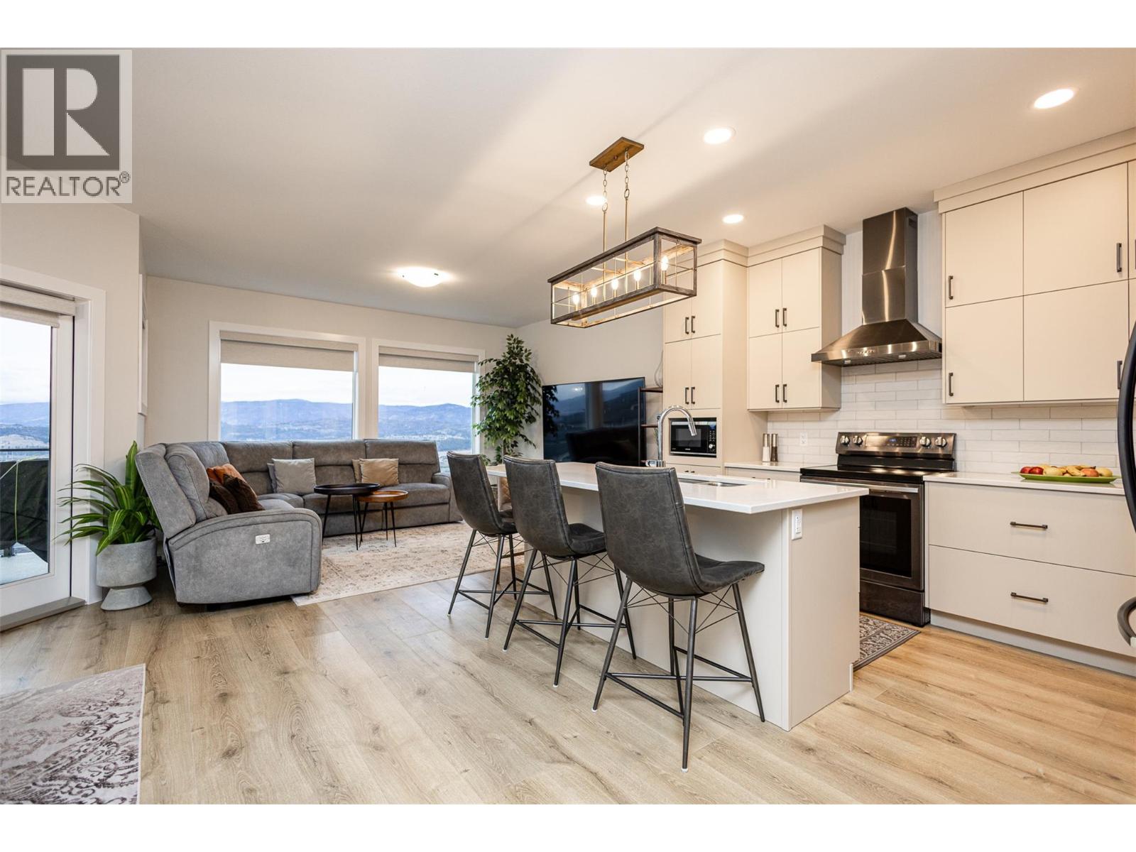 2118 Ryegrass Road - 55