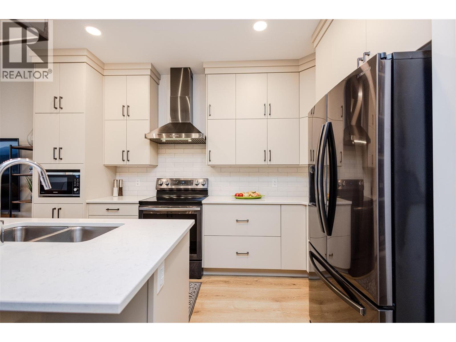  2118 Ryegrass Road, Kelowna