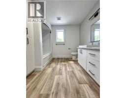 6-12 Drapeau Rue, photo 17