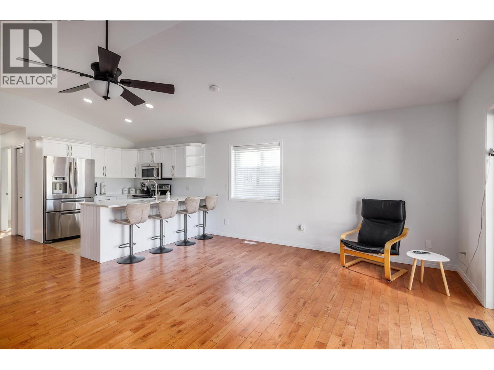 2 11392 Lodge Road, Lake Country