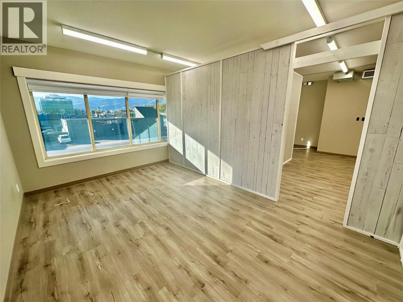 250 1751 Harvey Avenue, Kelowna