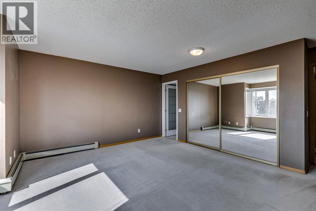 Single Family House for Sale in    Avenue NE Crescent Heights Calgary 