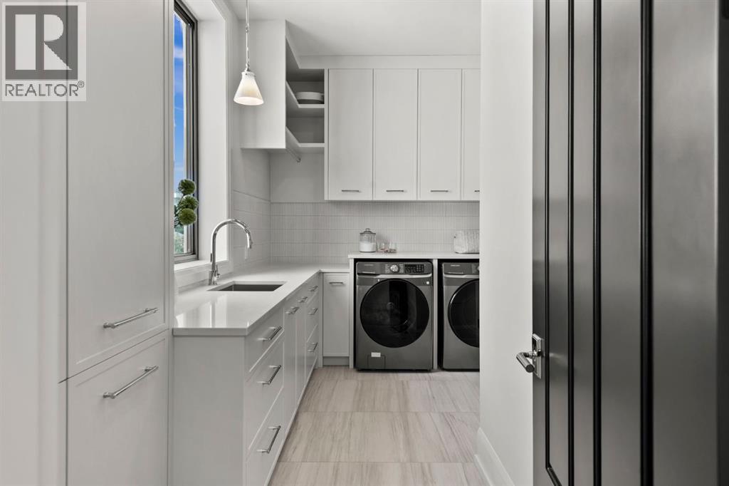 Single Family House for Sale in B  A Street SW Parkhill Calgary 