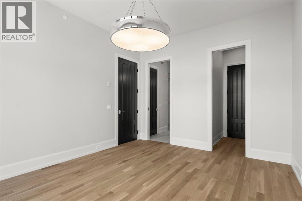 Single Family House for Sale in B  A Street SW Parkhill Calgary 