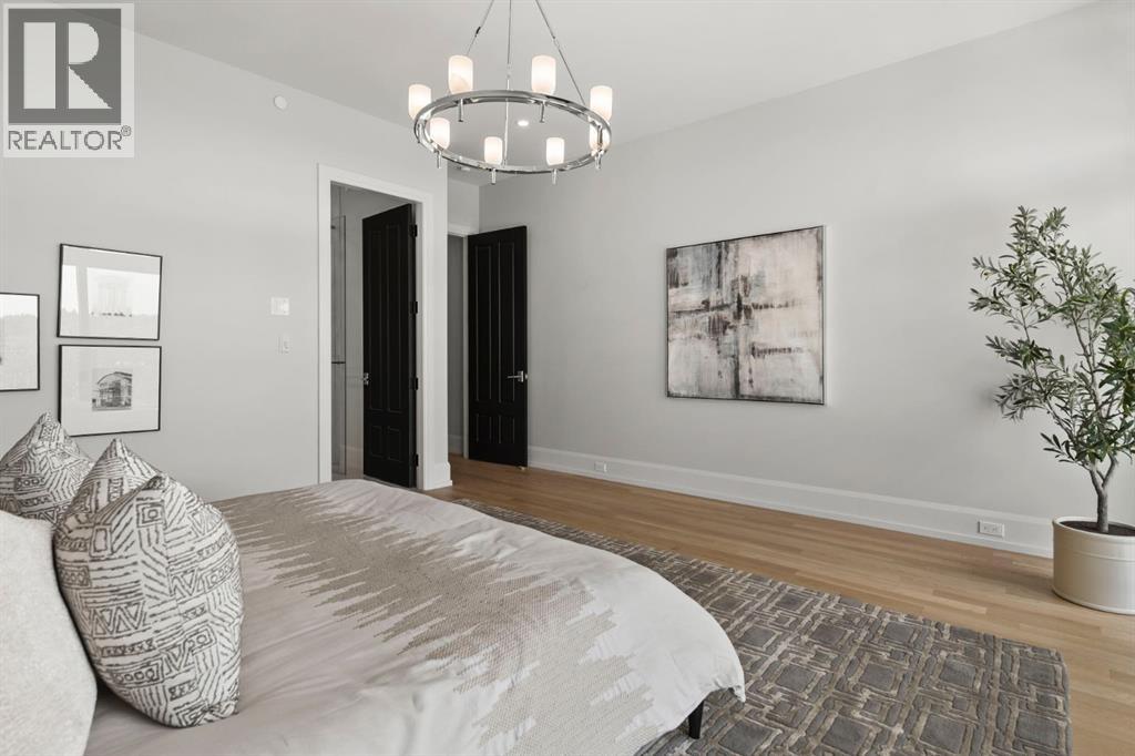 Single Family House for Sale in B  A Street SW Parkhill Calgary 