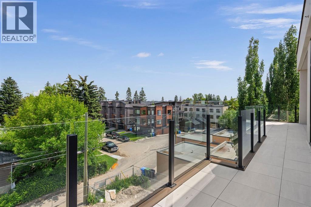 Single Family House for Sale in B  A Street SW Parkhill Calgary 