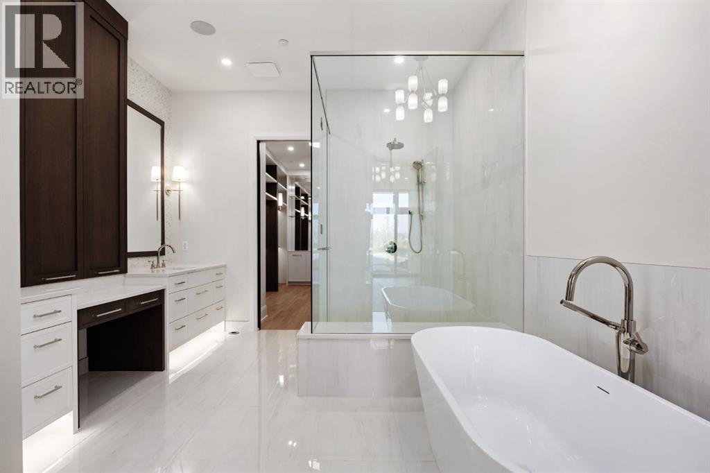 Single Family House for Sale in A  A Street SW Parkhill Calgary 