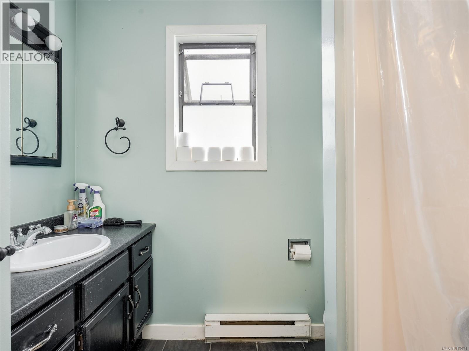 1544 GRANADA CRES - 13