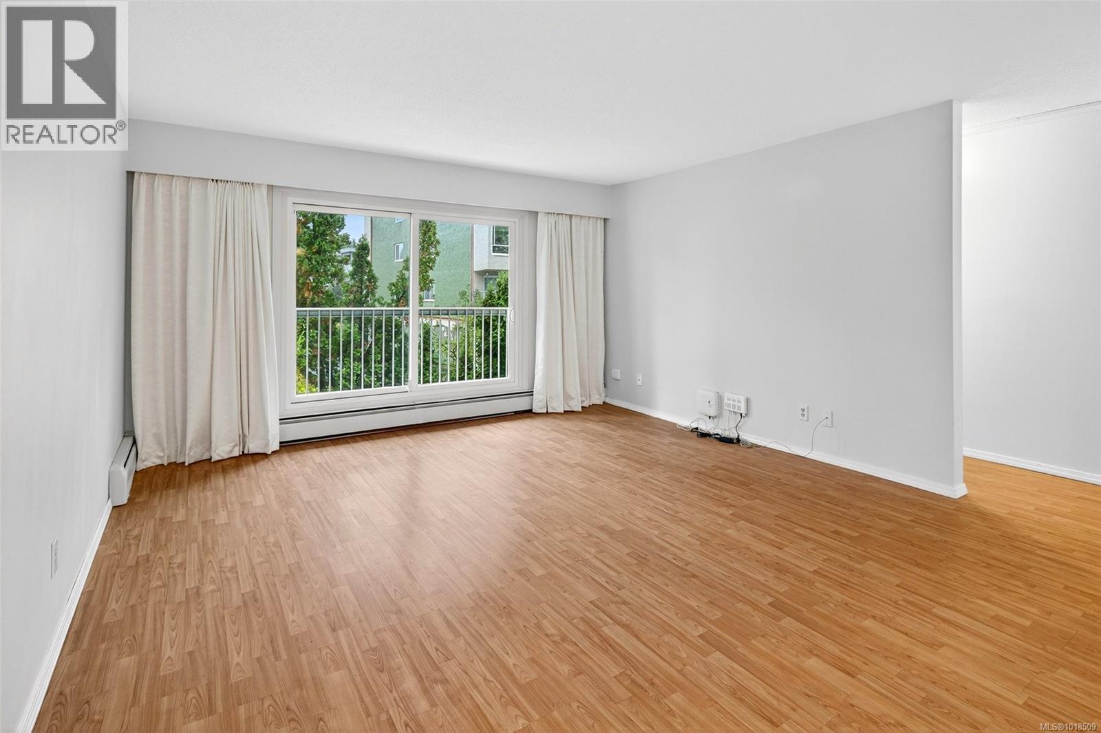 #201 1188 YATES ST - 17