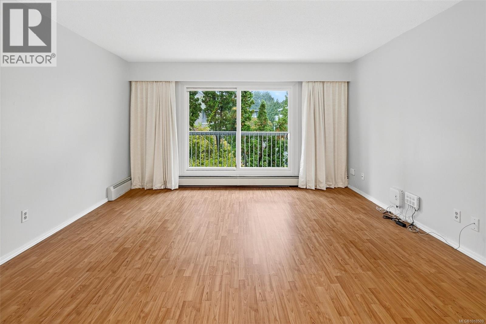 #201 1188 YATES ST - 21